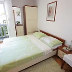 Mandica Apartment *