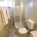 Apartment Mandica *
