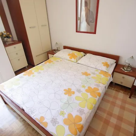 Apartment Mandica